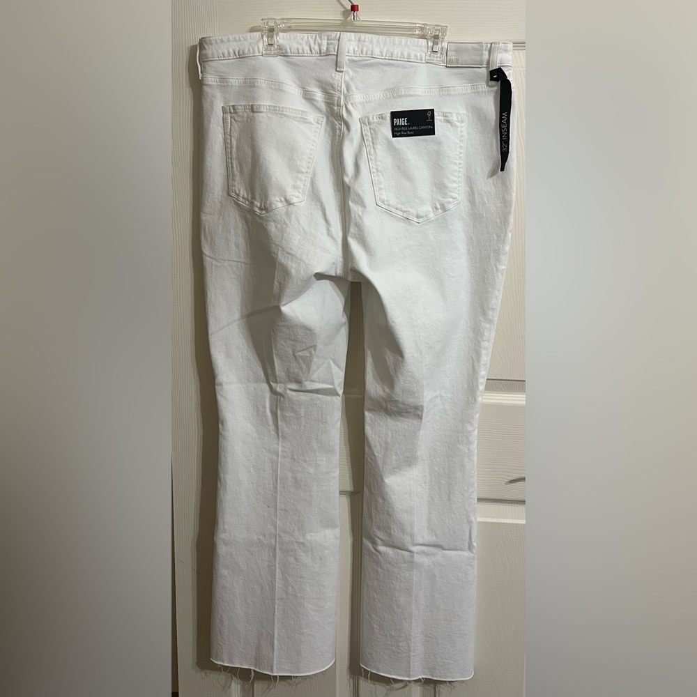 PAIGE White High Rise Laurel Canyon 32" Bootcut Jean Size 16 - Picture 3 of 7